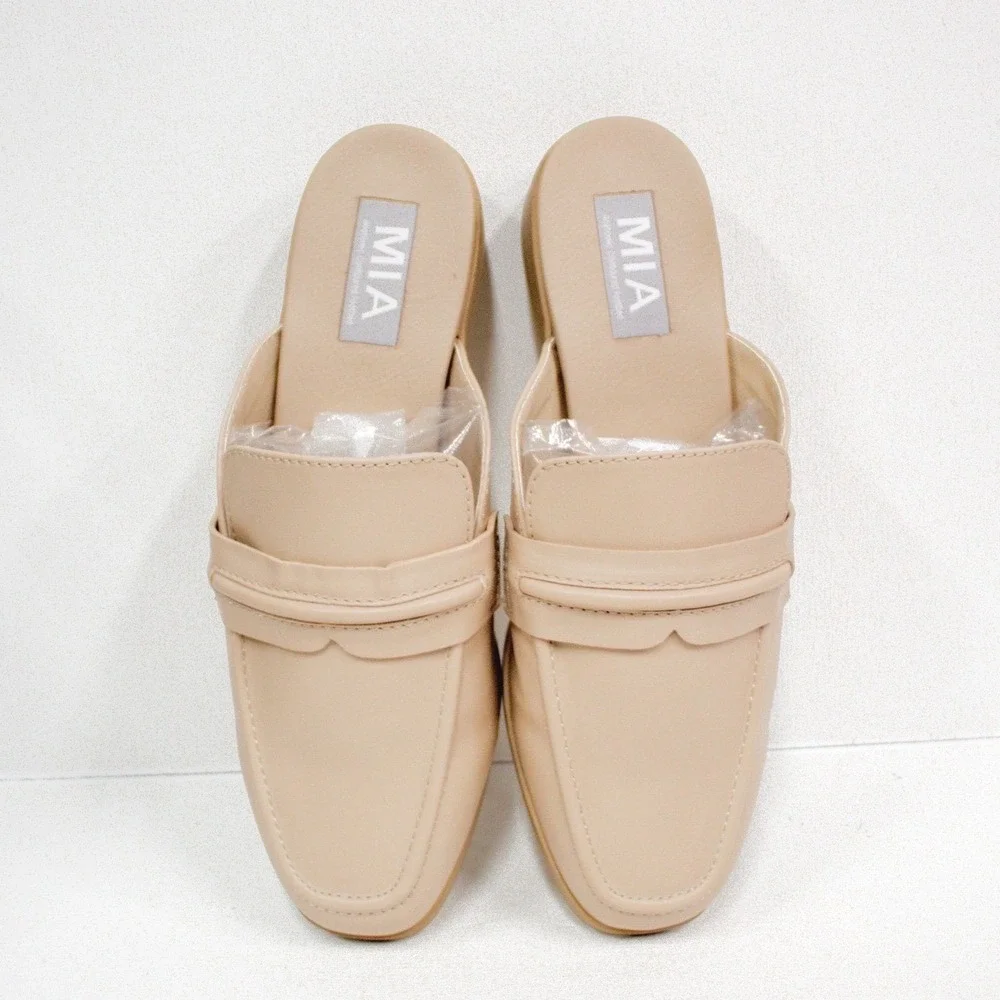 MIA Milia Beige Loafer Mule Women's Size 8 Slip-On Neutral Capsule Wardrobe Shoe